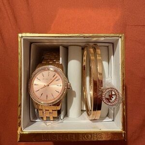 Michael Kors Rose Gold Watch and Bracelet Set